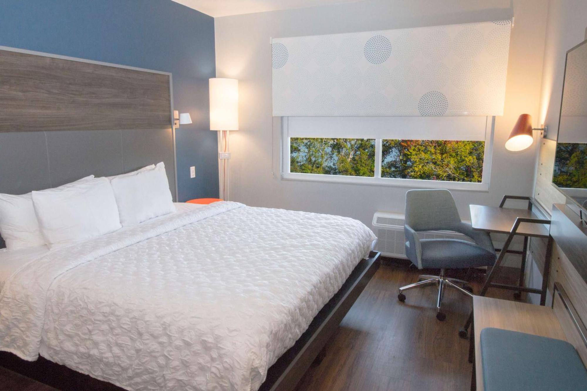 Отель Tru By Hilton Norfolk Airport, Va Вирджиния-Бич Экстерьер фото